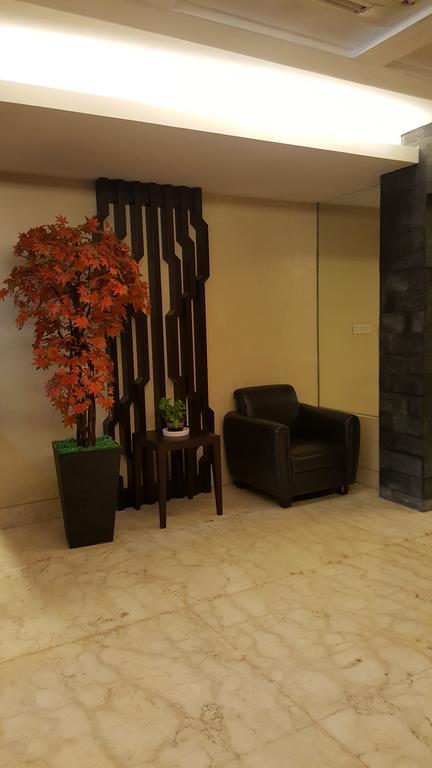 Rota International Hotel Джакарта Экстерьер фото